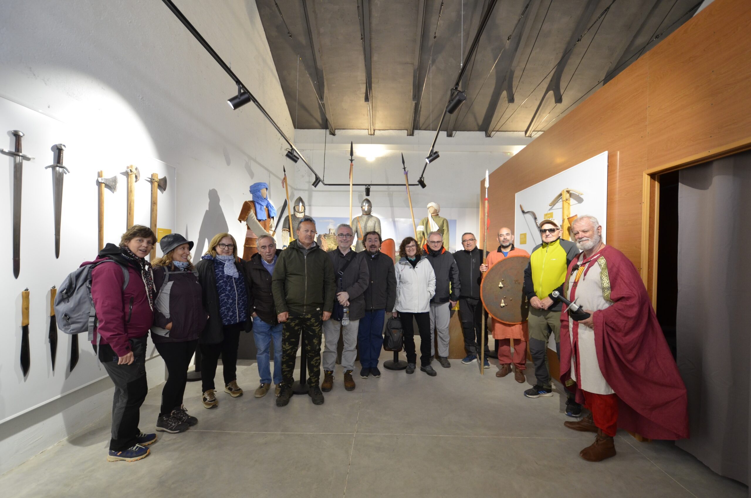 Grupo de excursión, que hacemos periódicamente, al centro de interpretación de la batalla de Cutanda.
